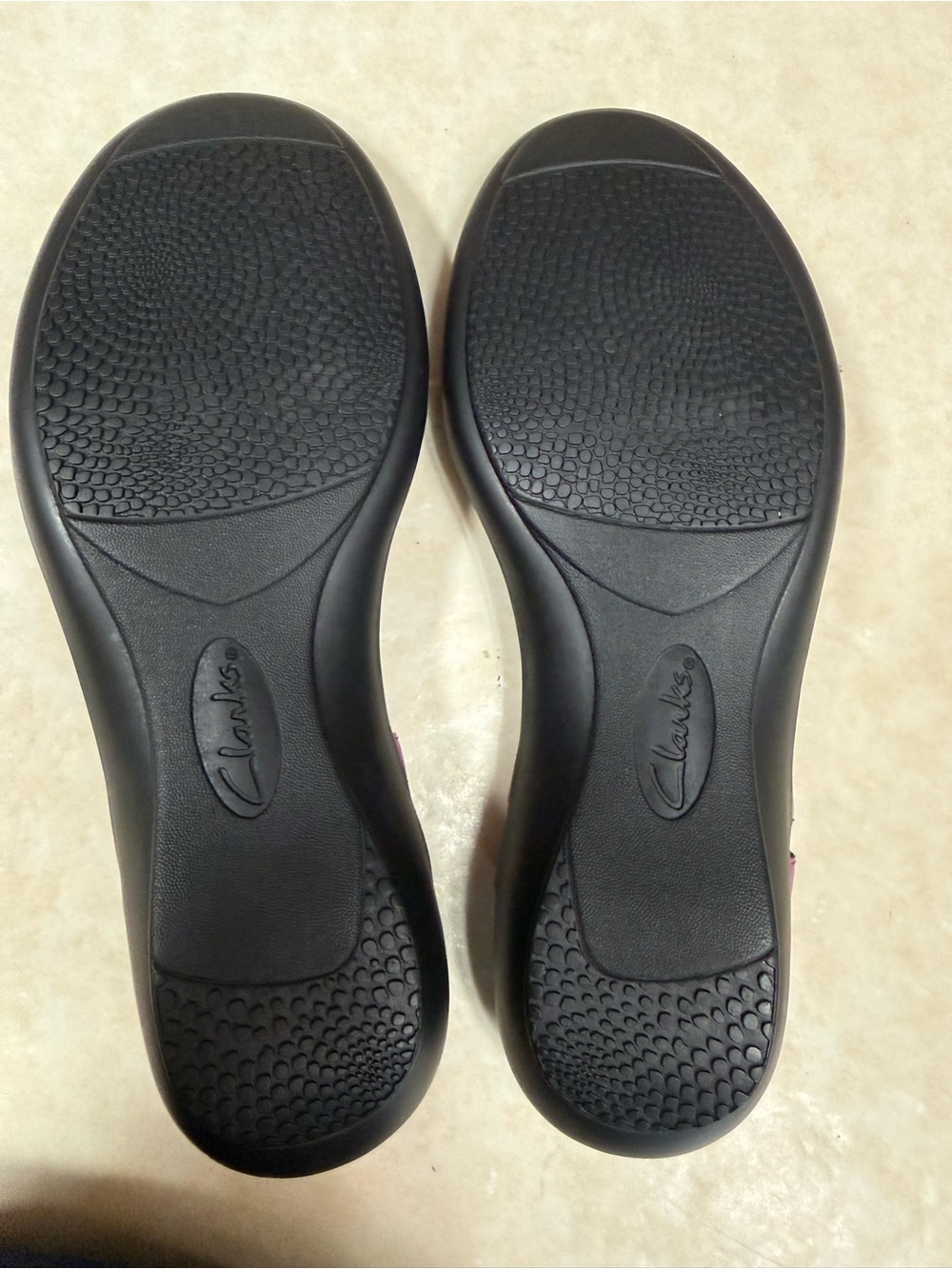 Clarks Sonar Aster sandals in a vibrant purple patent finish size 9 - Picture 9 of 9